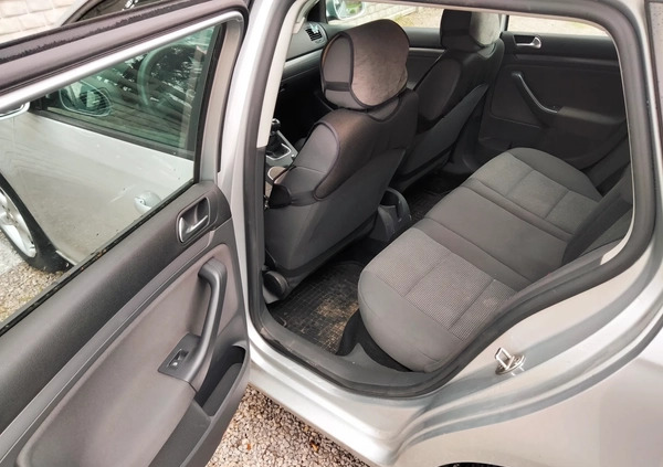 Volkswagen Golf cena 15900 przebieg: 210000, rok produkcji 2008 z Sanok małe 191